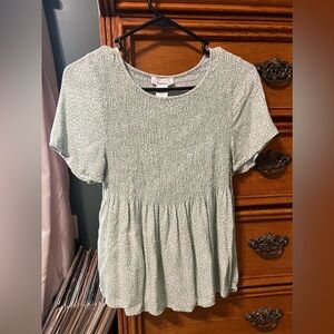 Babydoll top with fluttery sleeves